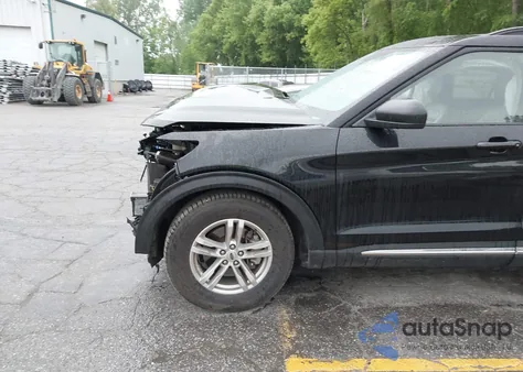 2022 Ford Explorer Xlt from USA, damaged, VIN 1FMSK8DH4NGB74021